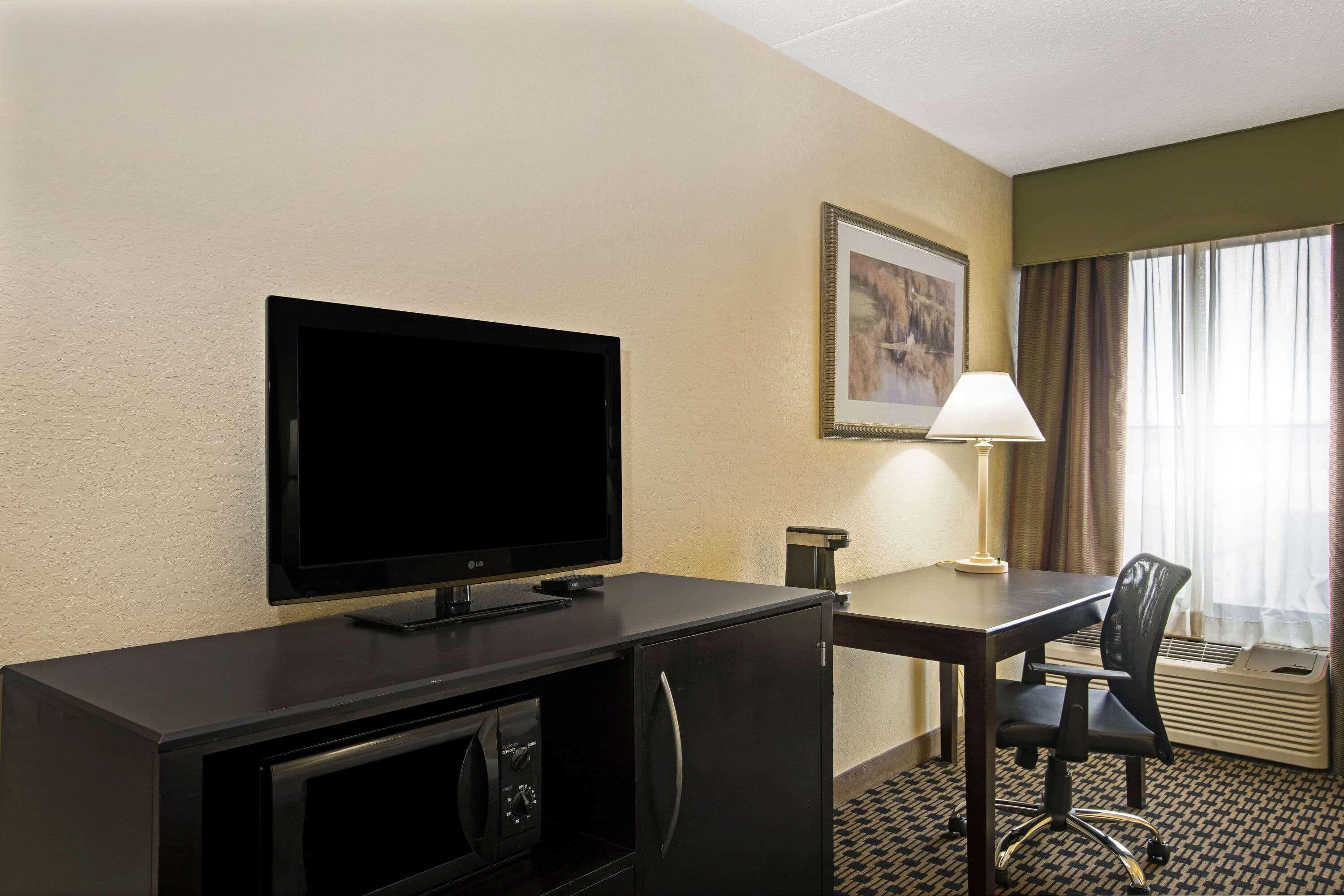 La Quinta By Wyndham Salina Hotel Ngoại thất bức ảnh