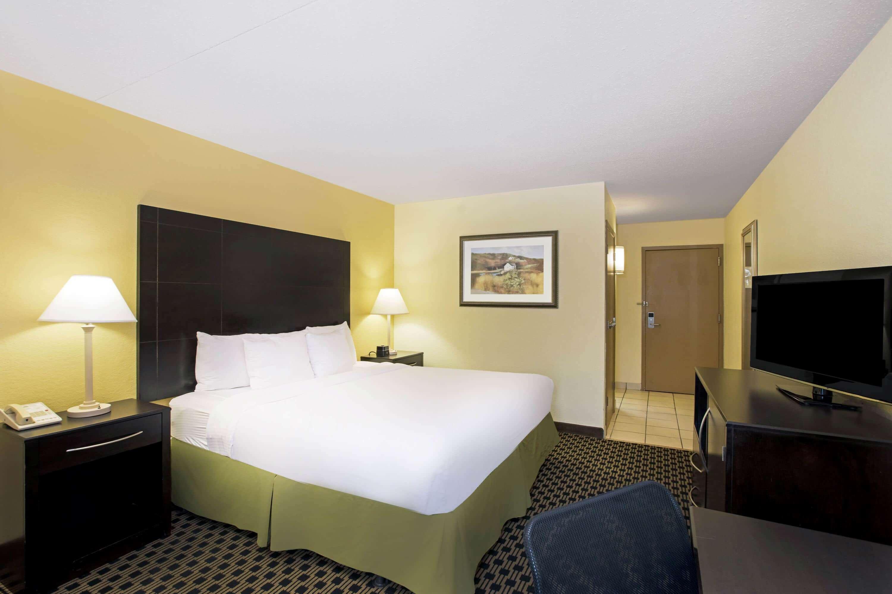 La Quinta By Wyndham Salina Hotel Ngoại thất bức ảnh