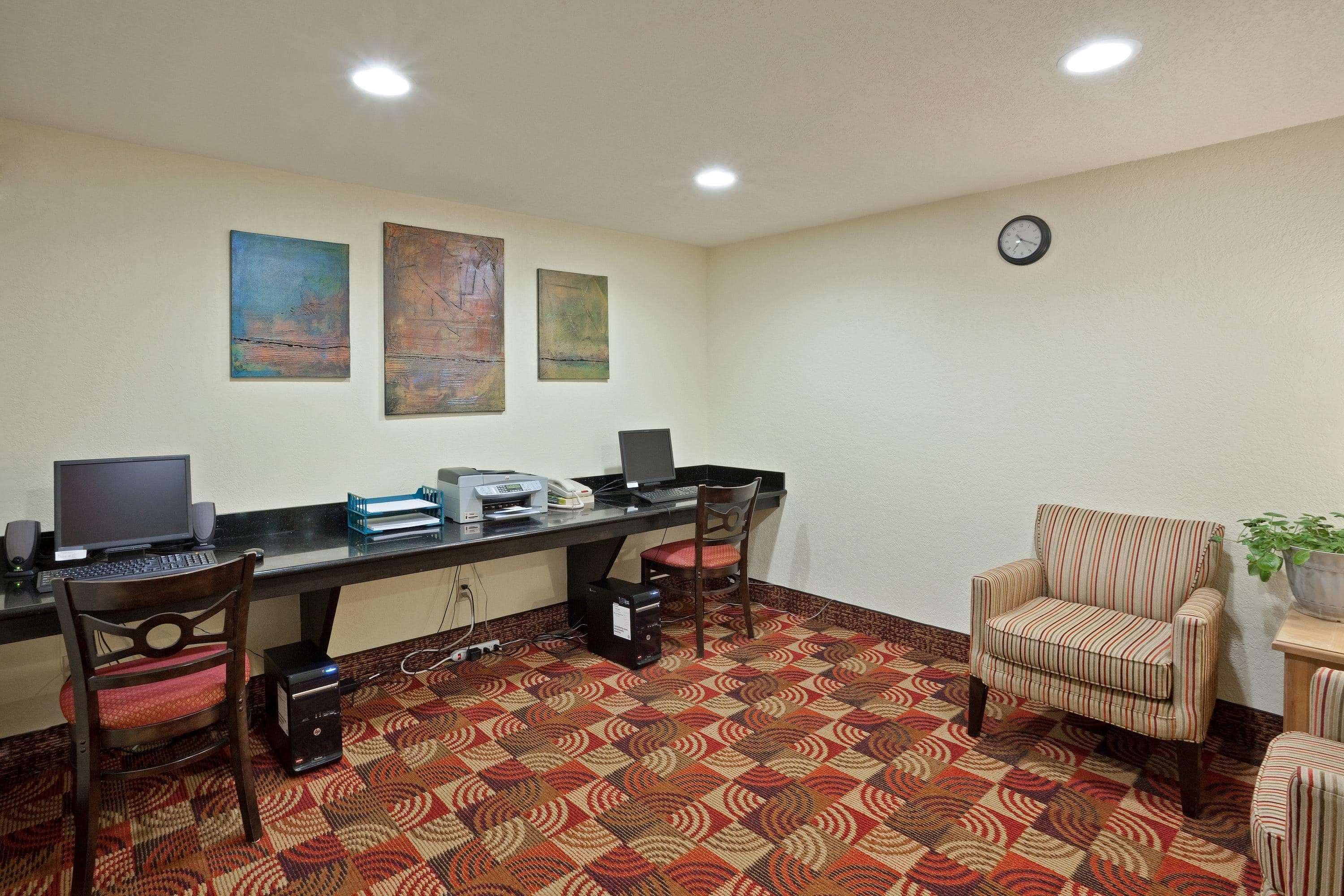 La Quinta By Wyndham Salina Hotel Ngoại thất bức ảnh